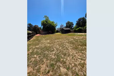 2303 Moreing Road, Stockton, CA 95204 - Photo 22