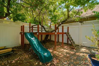 941 53rd Street, Sacramento, CA 95819 - Photo 36