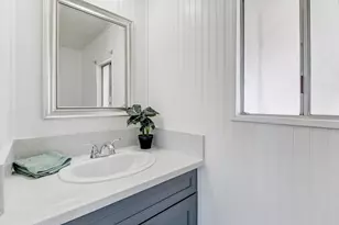 Eureka Ln, Sacramento, CA 95842 - Photo 16