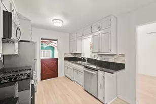 3077 Bertis Dr, Sacramento, CA 95821 - Photo 24