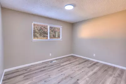 2300 E Hawkeye Avenue, Turlock, CA 95380 - Photo 16