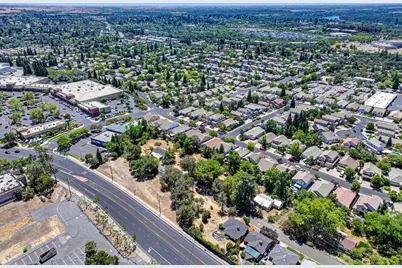 814 Comstock Drive, Folsom, CA 95630 - Photo 46