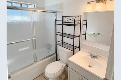 4426 La Cresta Way #4, Stockton, CA 95207 - Photo 8