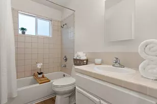 5633 Kenneth Ave, Carmichael, CA 95608 - Photo 14