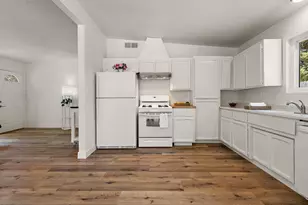 5633 Kenneth Ave, Carmichael, CA 95608 - Photo 8