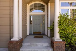 4102 Windsor Point Pl, El Dorado Hills, CA 95762 - Photo 4