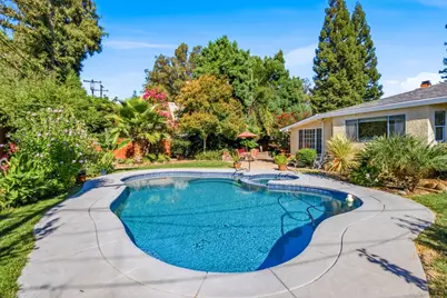 5108 Laurelview Avenue, Carmichael, CA 95608 - Photo 2