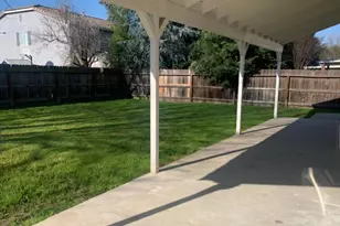 2851 W Sedona Ave, Visalia, CA 93291 - Photo 22