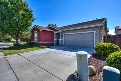 900 Barrington Avenue, Newman, CA 95360 - Photo 2