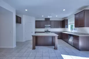 900 Barrington Ave, Newman, CA 95360 - Photo 14
