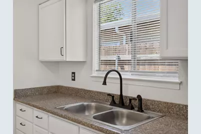 2012 Harris Avenue, Sacramento, CA 95838 - Photo 10
