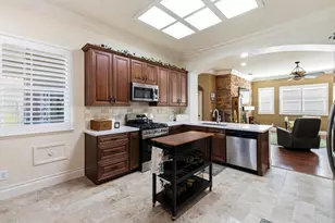 1014 Elk Hills Dr, Galt, CA 95632 - Photo 12