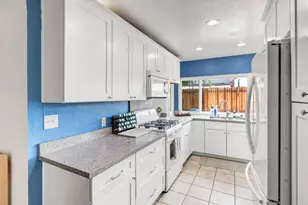 9328 Premier Way, Sacramento, CA 95826 - Photo 20