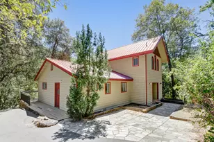 14975 Deerwood Pl, Grass Valley, CA 95949 - Photo 2