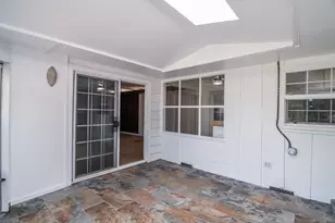 8031 Lorin Ave, Sacramento, CA 95828 - Photo 42