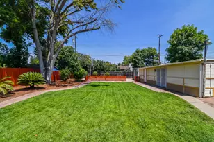 8031 Lorin Ave, Sacramento, CA 95828 - Photo 4