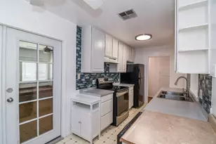 8031 Lorin Ave, Sacramento, CA 95828 - Photo 20