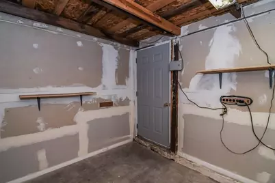 8031 Lorin Avenue, Sacramento, CA 95828 - Photo 58