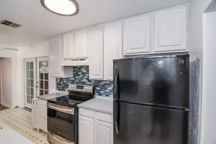 8031 Lorin Ave, Sacramento, CA 95828 - Photo 20