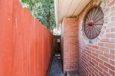 8031 Lorin Avenue, Sacramento, CA 95828 - Photo 64