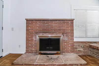 8031 Lorin Avenue, Sacramento, CA 95828 - Photo 14
