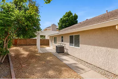 6408 Brockenhurst Drive, Elk Grove, CA 95758 - Photo 24