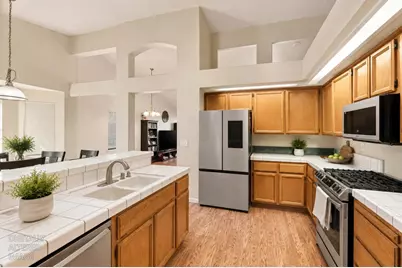 6408 Brockenhurst Drive, Elk Grove, CA 95758 - Photo 8