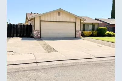 9220 Sundance Lane, Stockton, CA 95210 - Photo 2