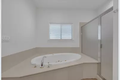 2424 Thaddeous Drive, Escalon, CA 95320 - Photo 28