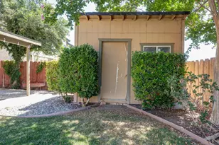511 Bluff Dr, Los Banos, CA 93635 - Photo 52
