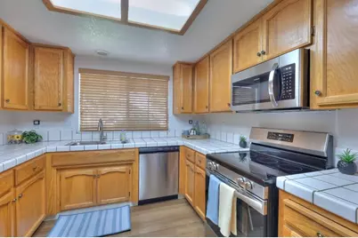 1728 Nighthawk Way, Modesto, CA 95358 - Photo 12