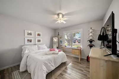 1913 Fox Glen Drive, Hughson, CA 95326 - Photo 20