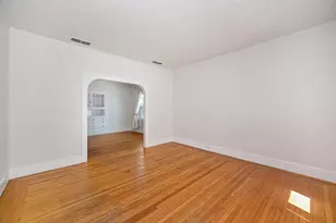 2124 35th St, Sacramento, CA 95817 - Photo 6