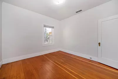 2124 35th Street, Sacramento, CA 95817 - Photo 16