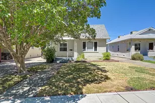 2124 35th St, Sacramento, CA 95817 - Photo 1