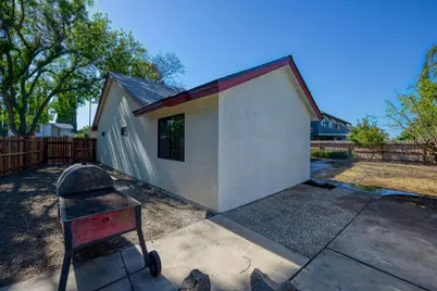 536 Clover Avenue, Patterson, CA 95363 - Photo 30