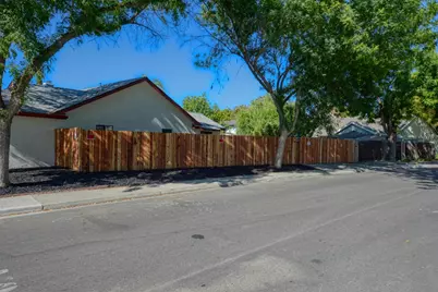 536 Clover Avenue, Patterson, CA 95363 - Photo 4