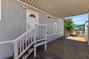 Hazelnut Ln, Sacramento, CA 95828 - Photo 10