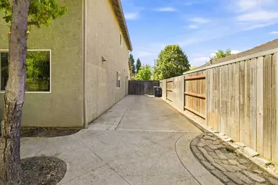 10727 Byington Way, Rancho Cordova, CA 95670 - Photo 30