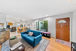 4949 H Pkwy, Sacramento, CA 95823 - Photo 4