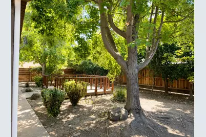 908 Kevin Court, Modesto, CA 95350 - Photo 20