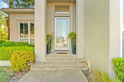 11 Lake Harbor Court, Sacramento, CA 95831 - Photo 20