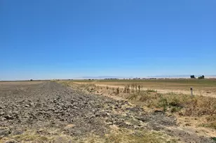 10746 S Mercey Springs Rd, Los Banos, CA 93635 - Photo 4