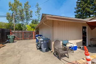 125 Ofria Dr, Folsom, CA 95630 - Photo 28