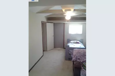 407 Thrasher Avenue, Modesto, CA 95354 - Photo 16