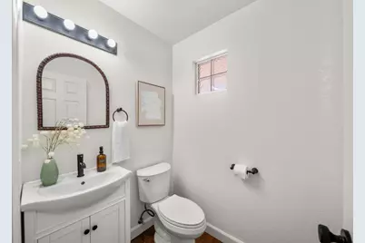 9267 Caulfield Drive, Elk Grove, CA 95758 - Photo 12