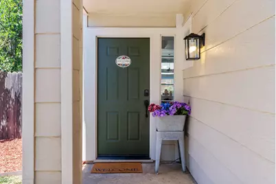 9267 Caulfield Drive, Elk Grove, CA 95758 - Photo 2
