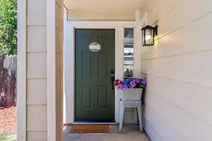 9267 Caulfield Dr, Elk Grove, CA 95758 - Photo 2