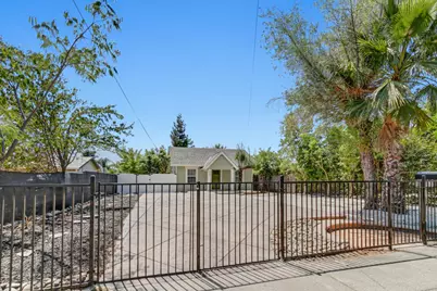 2820 26th Avenue, Sacramento, CA 95820 - Photo 36