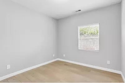 2820 26th Avenue, Sacramento, CA 95820 - Photo 18